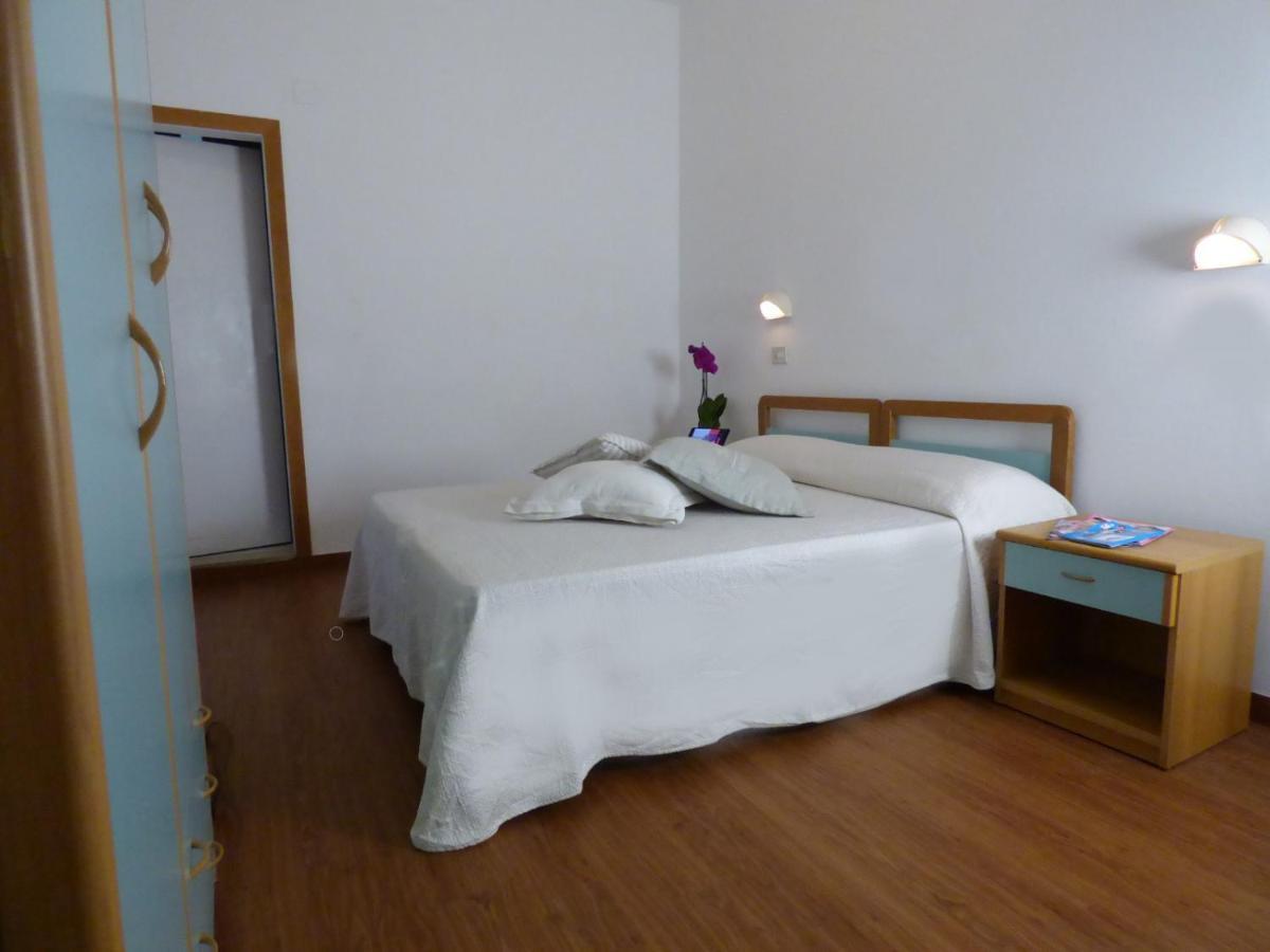 מיסאנו אדריאטיקו Hotel Merano מראה חיצוני תמונה