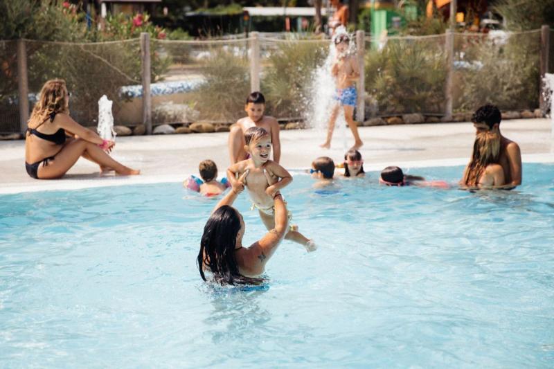 מיסאנו אדריאטיקו Hotel Merano מראה חיצוני תמונה
